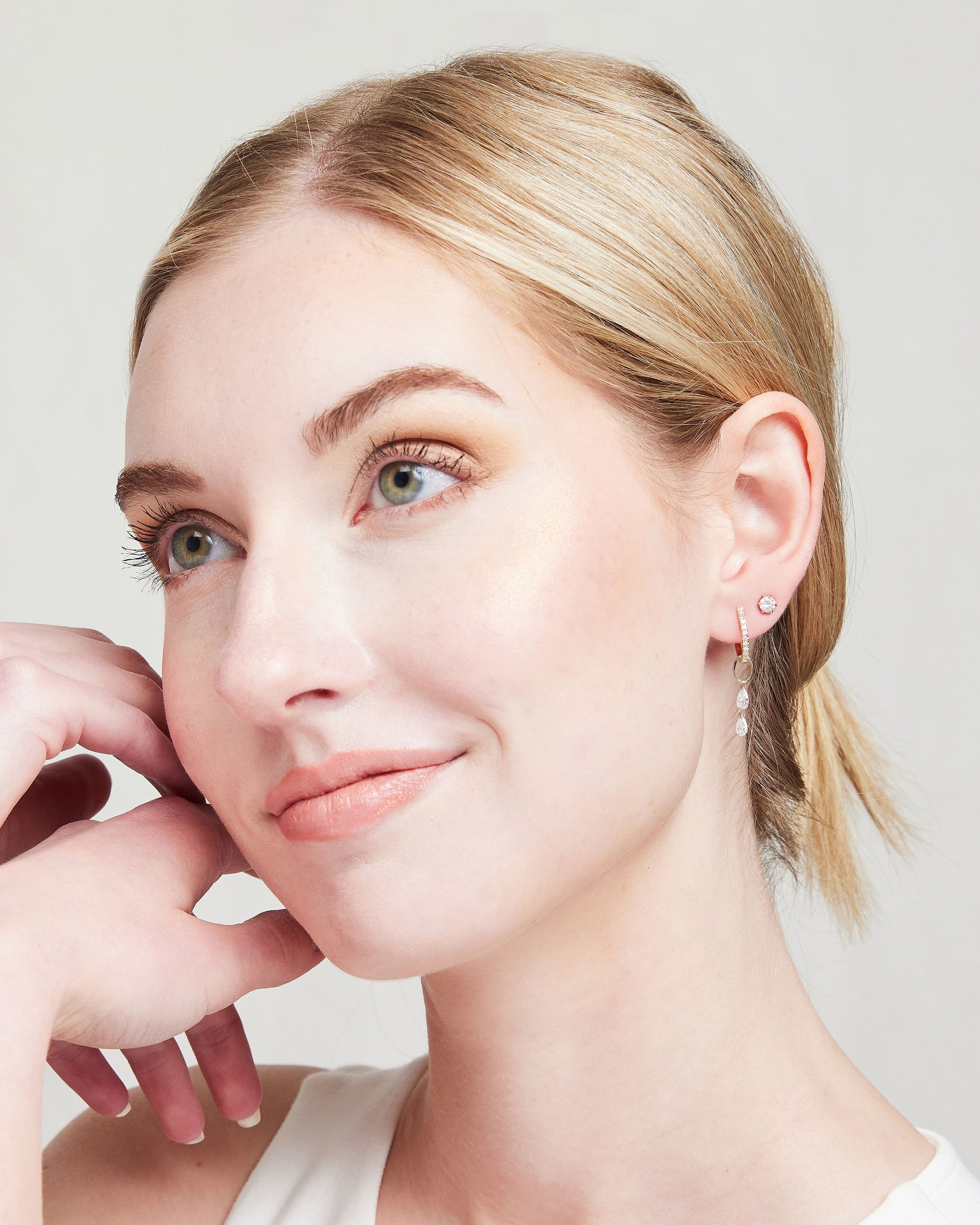 The Linear Hoops with Detachable Drops